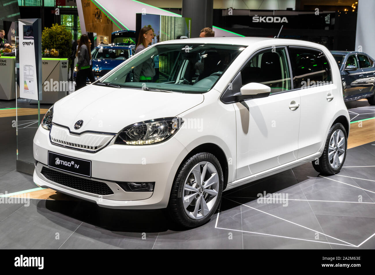 Francoforte, Germania - Sep 11, 2019: Skoda Citigo-e iV electric city car presentato al salone di Francoforte IAA Motor Show 2019. Foto Stock