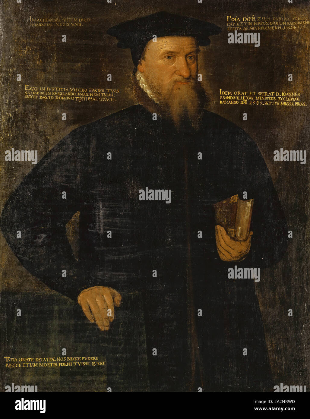 Ritratto di Johannes Brandmüller, 1589, olio su tela, 88 x 70 cm, non specificato, ma datato., inscritta come segue:, in alto a sinistra: IMAGINARIAM VITAM DUCIT, HOMO., PSAL, ., XXXIX.V.VII., in alto a destra (in greco): POIA GAR E ZOE UMON, ATMIS, GAR ESTÍN E PROS OLIGON FAINOMENE, EPITA DE AFANISOMENE., IAC: 4.V.14, a sinistra sulla spalla: EGO IN IVSTITIA VIDEBO FACIES TVAS:, SATIABOR IN EVIGILANDO IMAGINEM TVAM:, DIXIT DAVID DOMINO [ebraico?] PSAL: 17.V.15., a destra sopra la spalla: IDEM, ORAT ET SPERAT D. IOANNES, BRANDMILLERVS, ecclesiae, BAS MINISTRO: ANNO DNI 1589. AET: 56.min: 35.PRO: 8., in basso a sinistra: TVDA Foto Stock