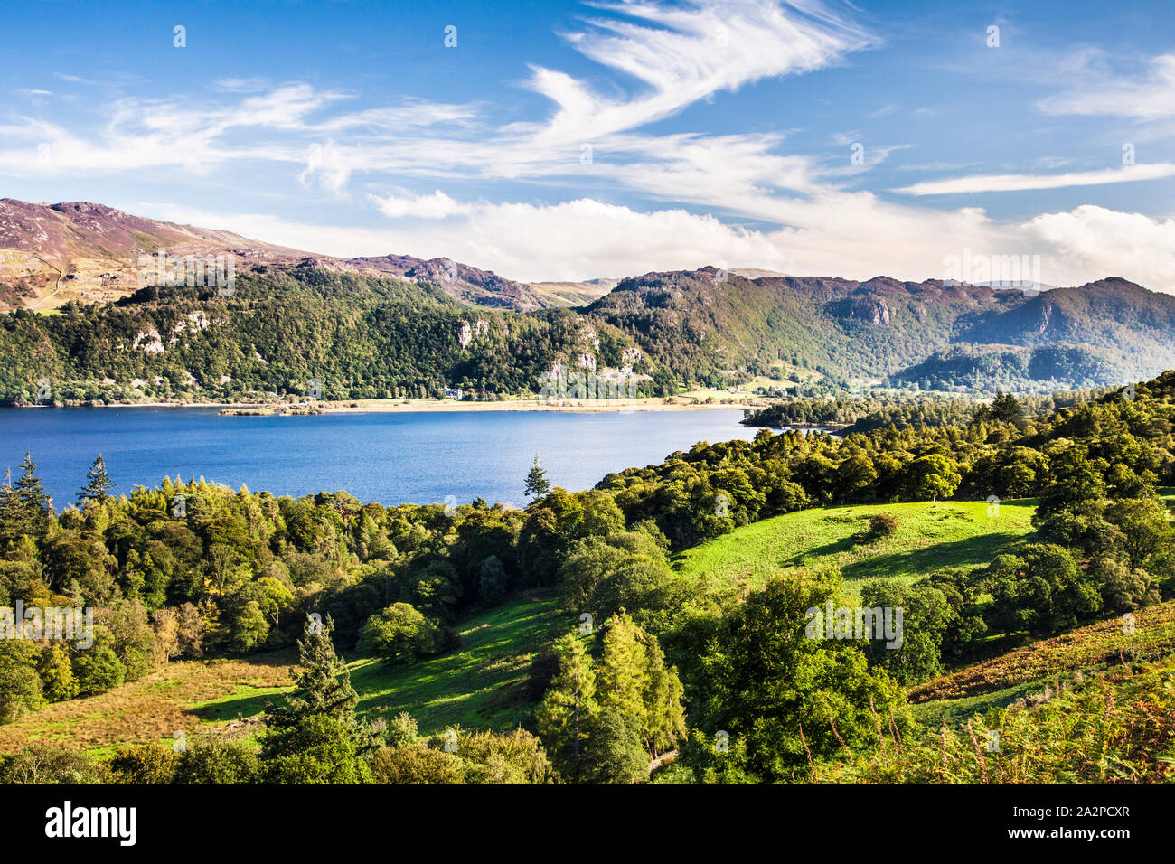 Vista sulla Derwent Water da estremità Hawes, Lake District, Cumbria, England, Regno Unito Foto Stock