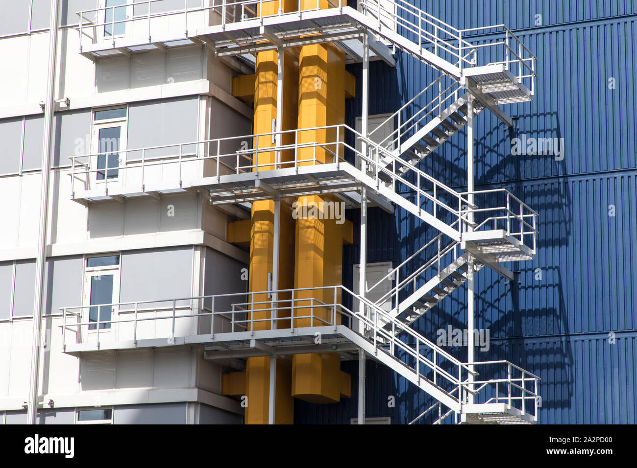 Edificio, facciata, Fire scaletta, fire escape, una scala esterna, uscita di emergenza, Rotterdam, Paesi Bassi Foto Stock