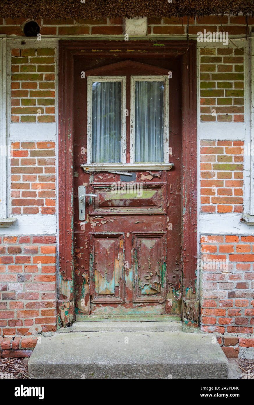 Porta di una vecchia casa, Germania, Europa Foto Stock