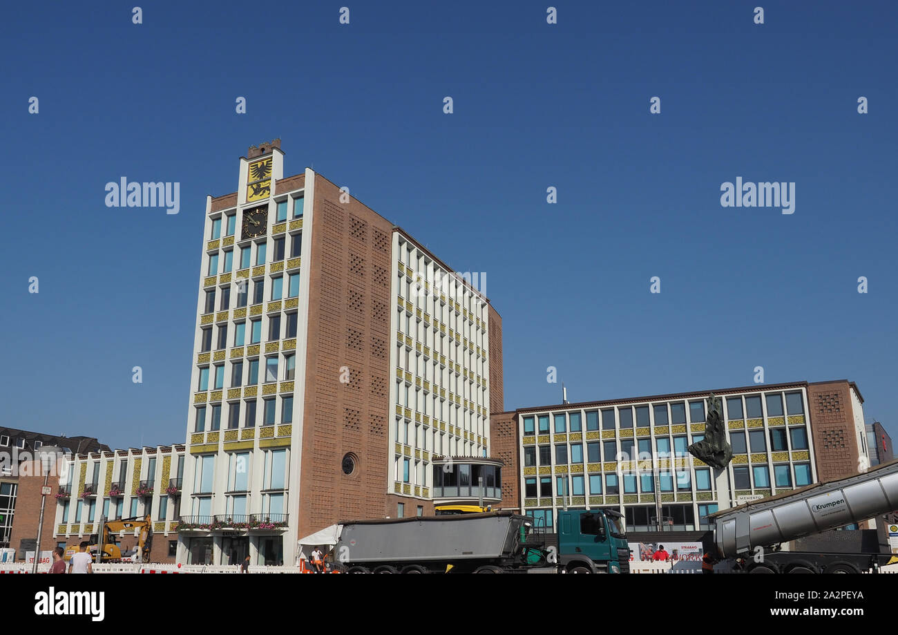 DUEREN, Germania - circa agosto 2019: Rathaus (significato city hall) Foto Stock