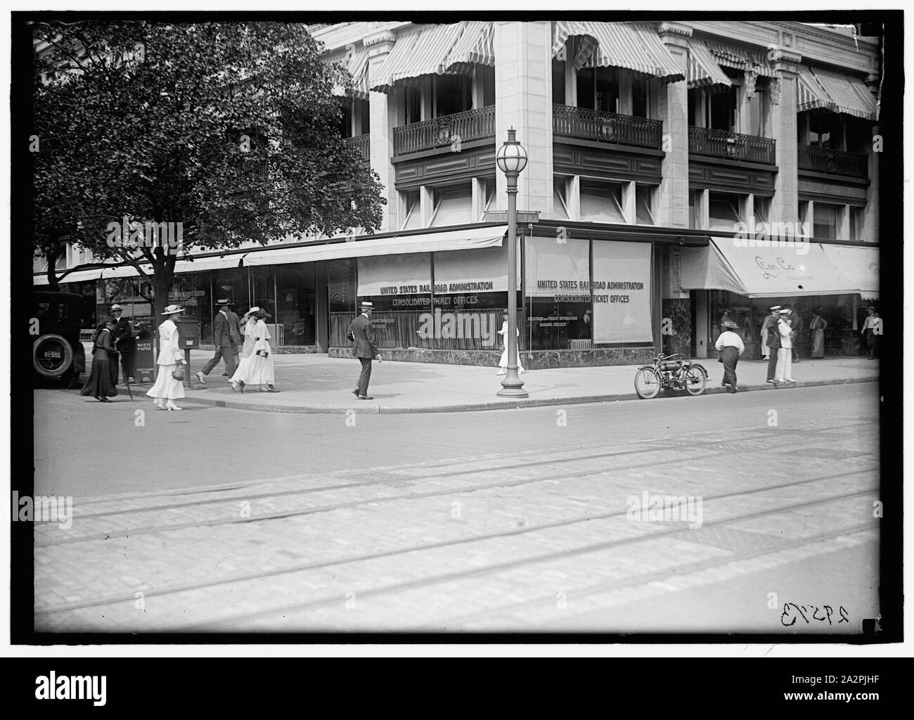 L'amministrazione ferroviaria. Consolidato uffici biglietteria, 13TH E F strade, N.W. Foto Stock