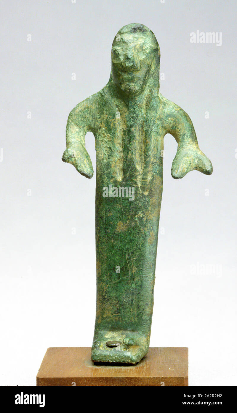 Etrusca, Femmina statuetta Votary, fine 7th/inizi del VI secolo A.C., bronzo, complessivo: 3 11/16 x 1 5/8 x 1 7/16 in. (9.34 x 4.13 x 3 65 cm Foto Stock