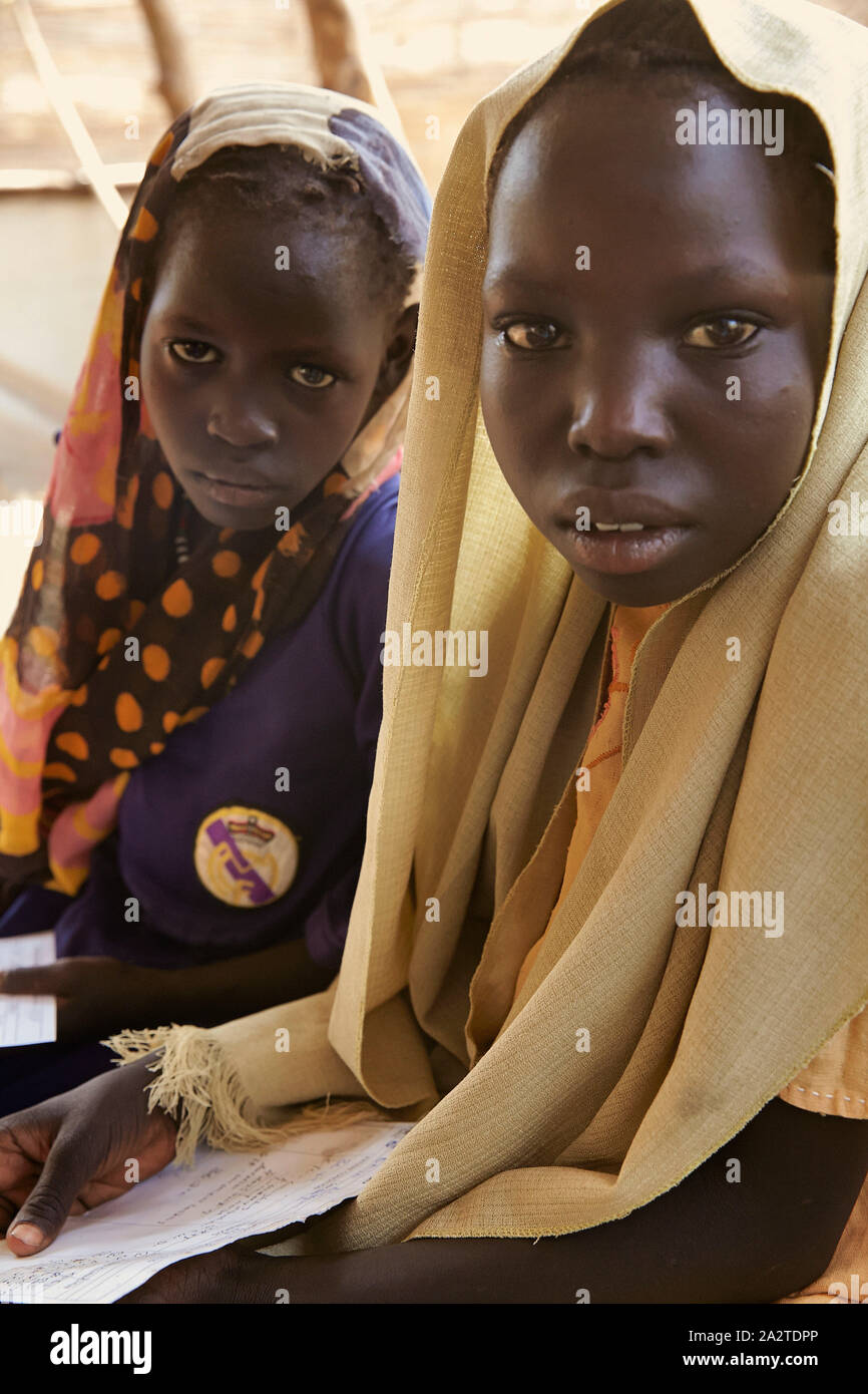 Il sud Sudan Maban Bunji Doro Refugeecamp madre e bambini provenienti dal Nilo Blu zona 18-03-2013 foto: Jaco Klamer Foto Stock