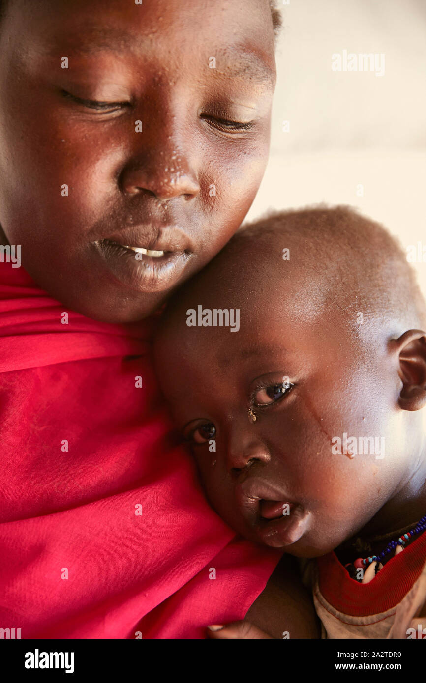 Il sud Sudan Maban Bunji Doro Refugeecamp madre e bambini provenienti dal Nilo Blu zona 18-03-2013 foto: Jaco Klamer Foto Stock