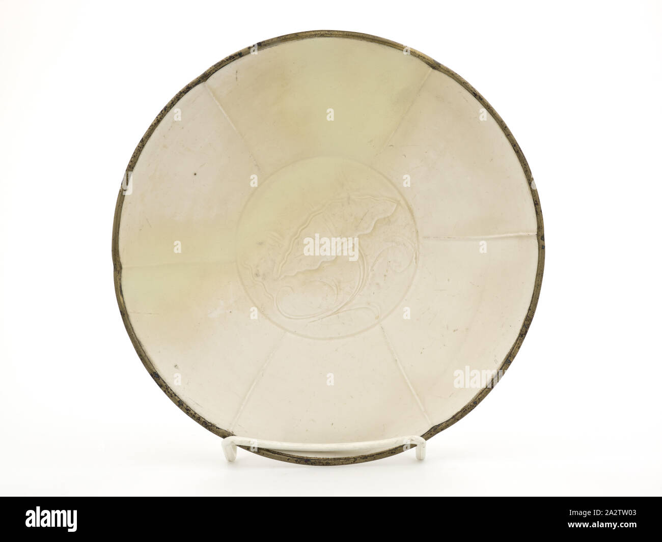 Ciotola, porcellana, bronzo, 7-13/16 in., Arte Asiatica Foto Stock