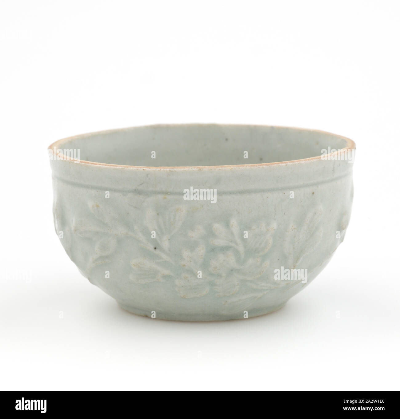 Tazza in porcellana, 1-3/8 x 2-5/8 (diam.) Foto Stock