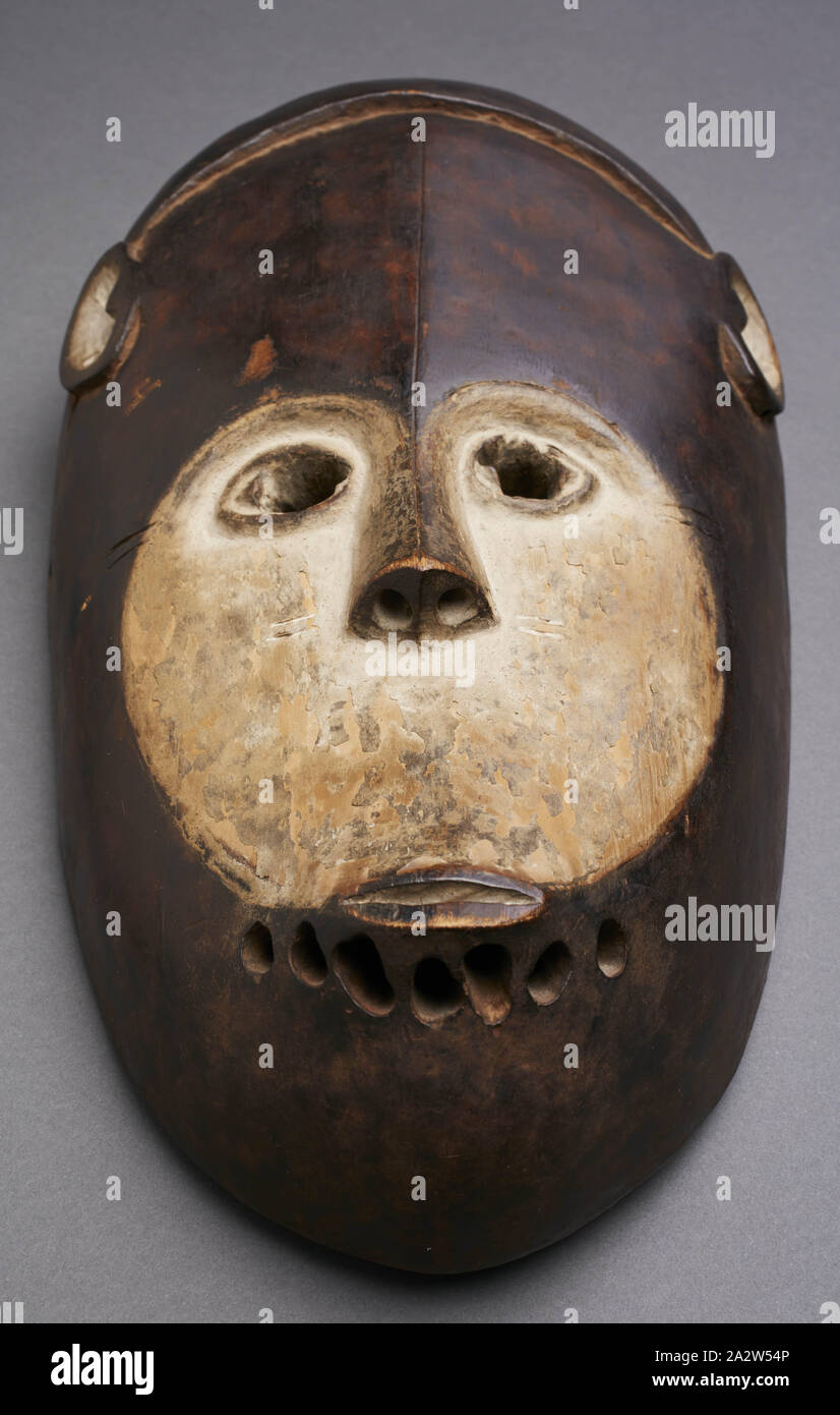 Maschera per il viso, Ngbaka persone, 1900-1930, legno, pigmento, 12-5/8 x 7 x 3-1/4 in., Arte Africana Foto Stock Maschera per il viso, Ngbaka persone, 1900-1930, legno, pigmento, 12-5/8 x 7 x 3-1/4 in., Arte Africana Foto Stock