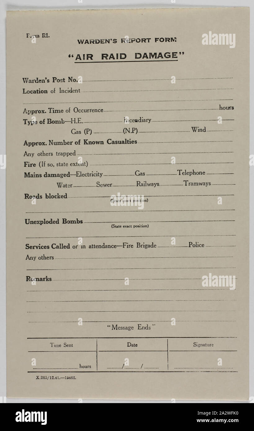 Modulo - Operaio la relazione, "Air Raid danni", la II Guerra Mondiale, 1939-1945, una forma di stampati destinati ad essere utilizzati per la registrazione dei danni subiti in conseguenza di un raid aereo durante la Seconda Guerra Mondiale. Esso non è stato compilato Foto Stock