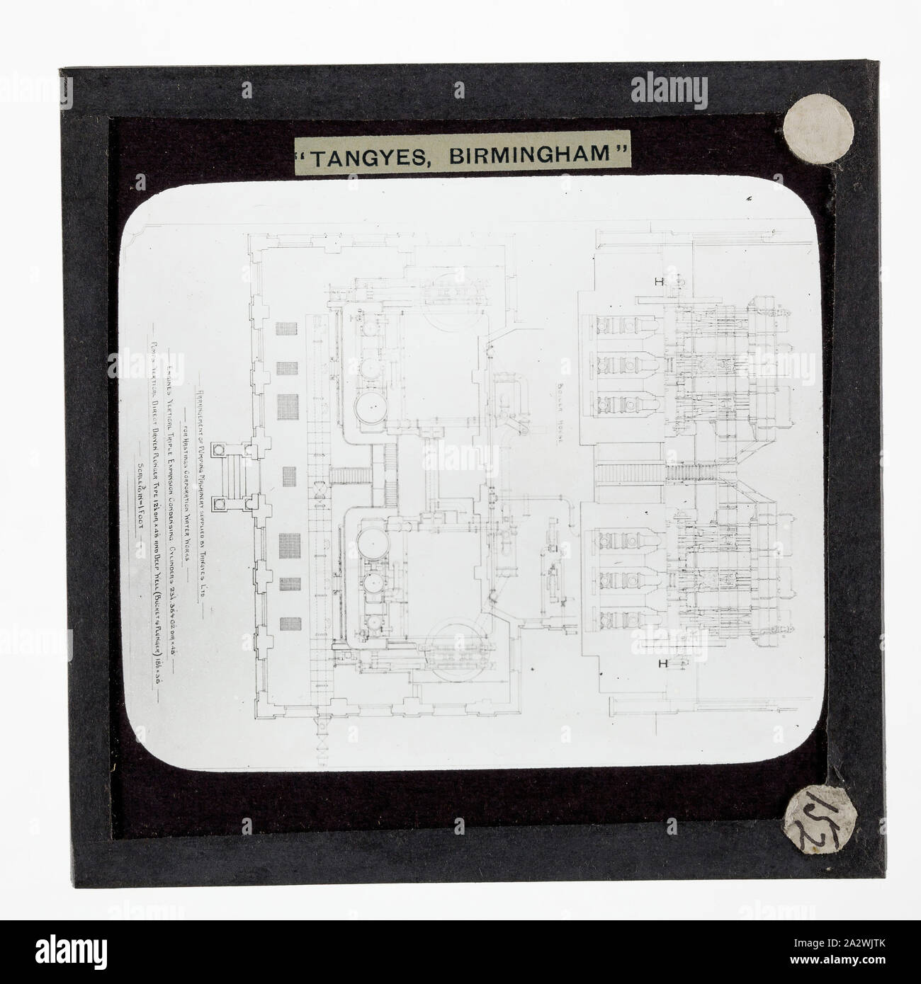 Lantern Slide - Tangyes Ltd, impianti di pompaggio di uno schema circuitale, circa 1910, uno dei 239 glass lantern slide raffiguranti i prodotti fabbricati da Tangyes ingegneri limitato di Birmingham, Inghilterra. Le immagini includono vari prodotti come motori, pompe centrifughe, pompe idrauliche, produttori di gas, materiali testing machines, presse, macchine utensili, martinetti idraulici ecc. Tangyes era una società che operava da 1857 a 1957. Esse hanno prodotto una grande varietà di ingegneria Foto Stock