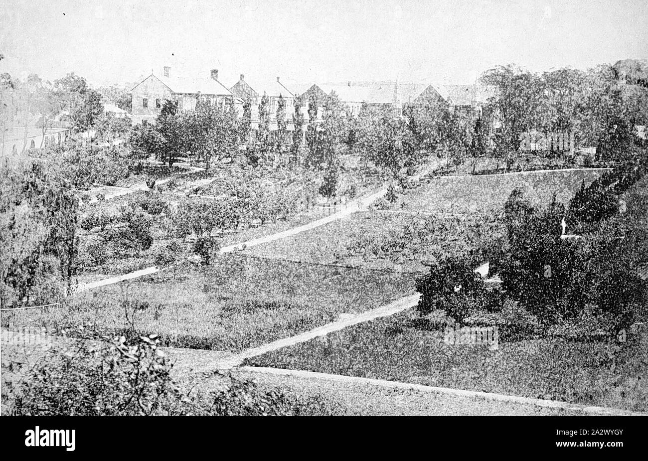 Negativo - Abbotsford, Victoria, circa 1885, le Suore del Buon Pastore convento e giardini circostanti, Abbotsford Foto Stock