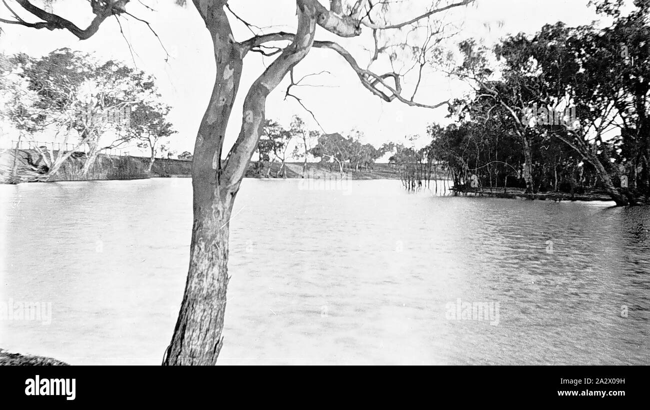 Negativo - Lago di Hindmarsh, Victoria, 1920, Wimmera fiume che scorre nel lago di Hindmarsh Foto Stock