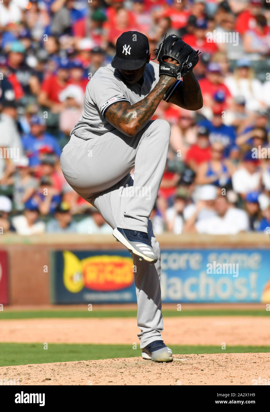 Settembre 29, 2019: New York Yankees relief pitcher Aroldis Chapman #54 durante la fase finale della Major League Baseball gioco tenuto a Globe Life Park tra i New York Yankees e dei Rangers di Texas ad Arlington, Texas TX sconfitto New York 6-1 Albert Pena/CSM Foto Stock