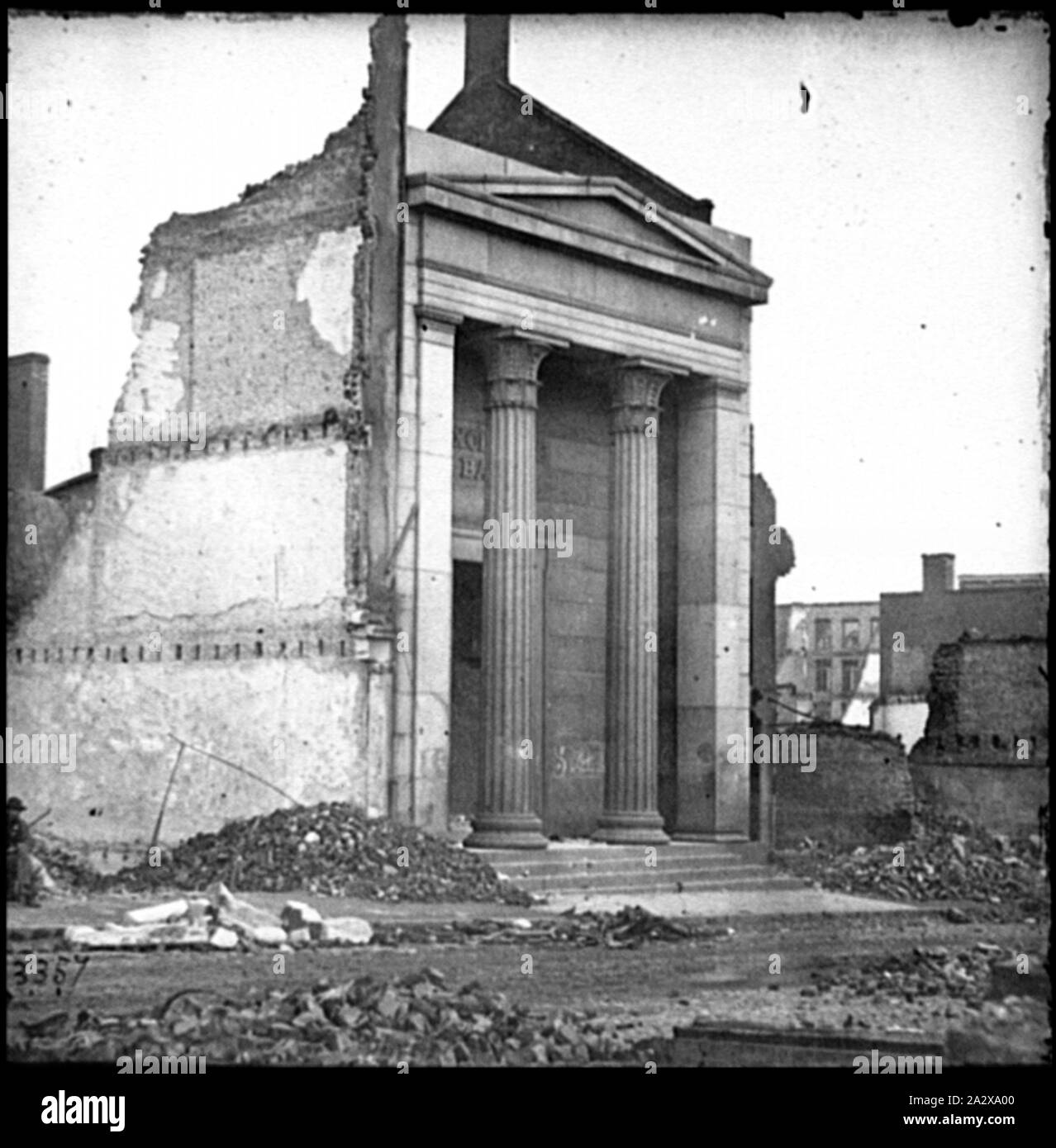Richmond, Virginia rovine della banca di scambio (via principale) con la facciata quasi intatto Foto Stock
