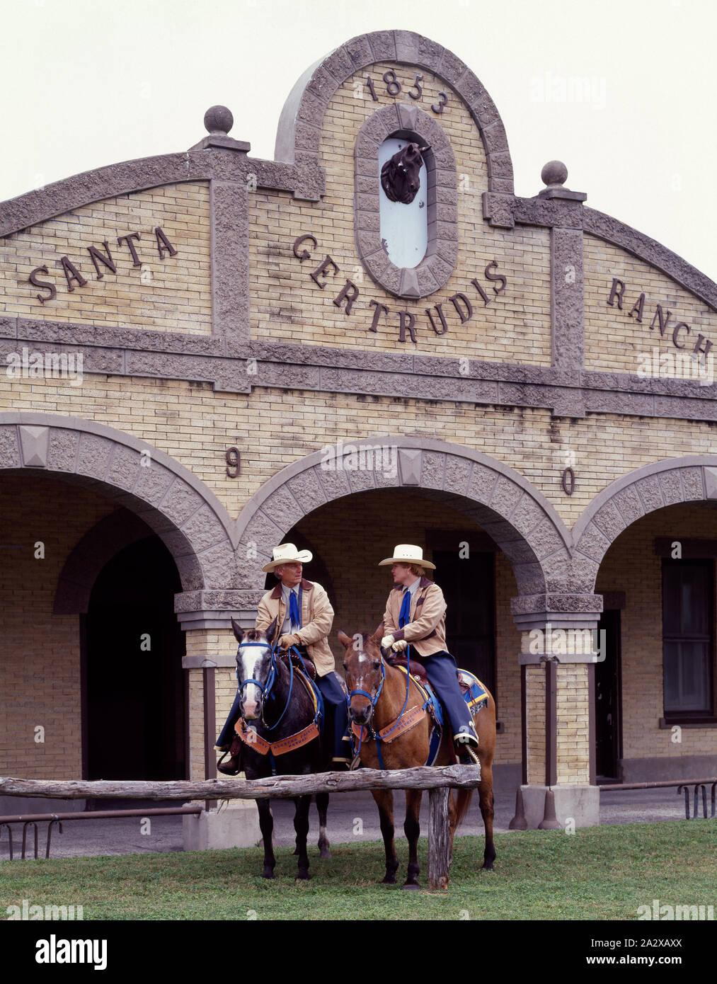 I piloti al re ranch di bestiame di una diffusione maggiore di Rhode Island nel sud del Texas Foto Stock