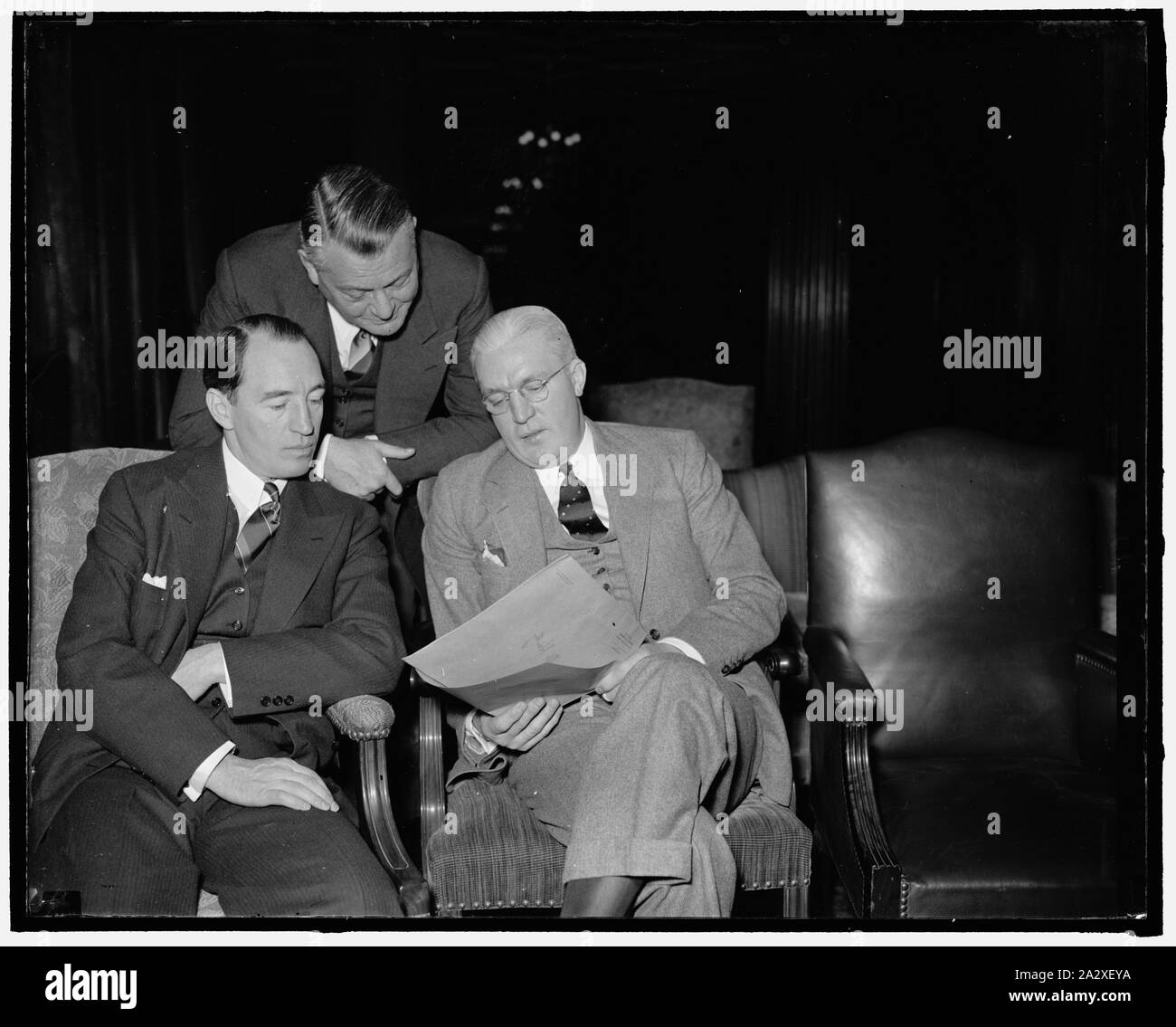 Robert P. Hastey di Chicago, ill. Pres. di Sternberg Saleak, servizio sedia. di quota di vendita. Wallace Kimball della città di Long Island, N.Y. Produttore di macchine, Cattedra di disoccupazione. Bernanar McLain di Dallas Texas Rivenditore arredamento, Sedia. Ricerca Foto Stock