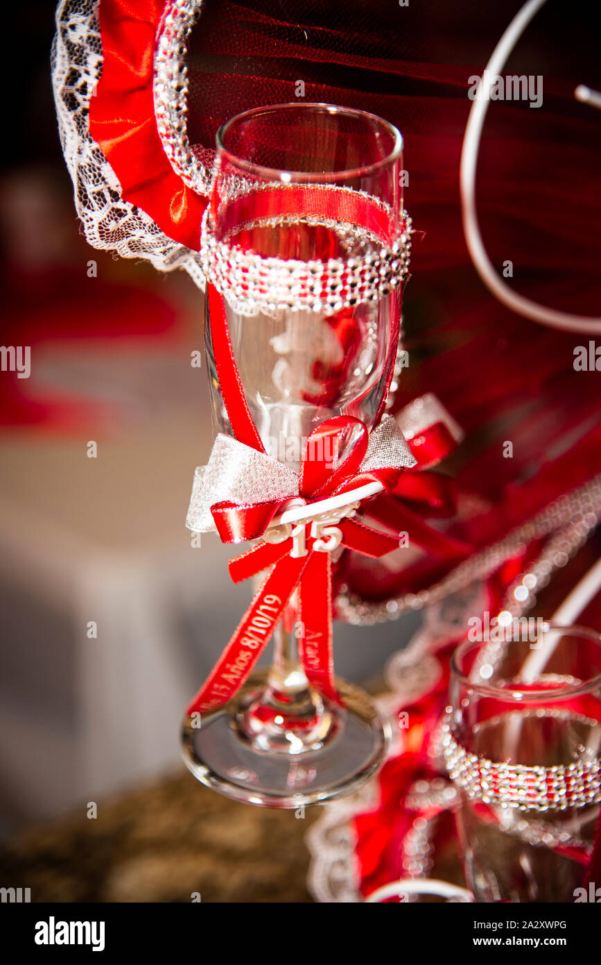 Red 15 anni celebrazioni decorazione Foto Stock