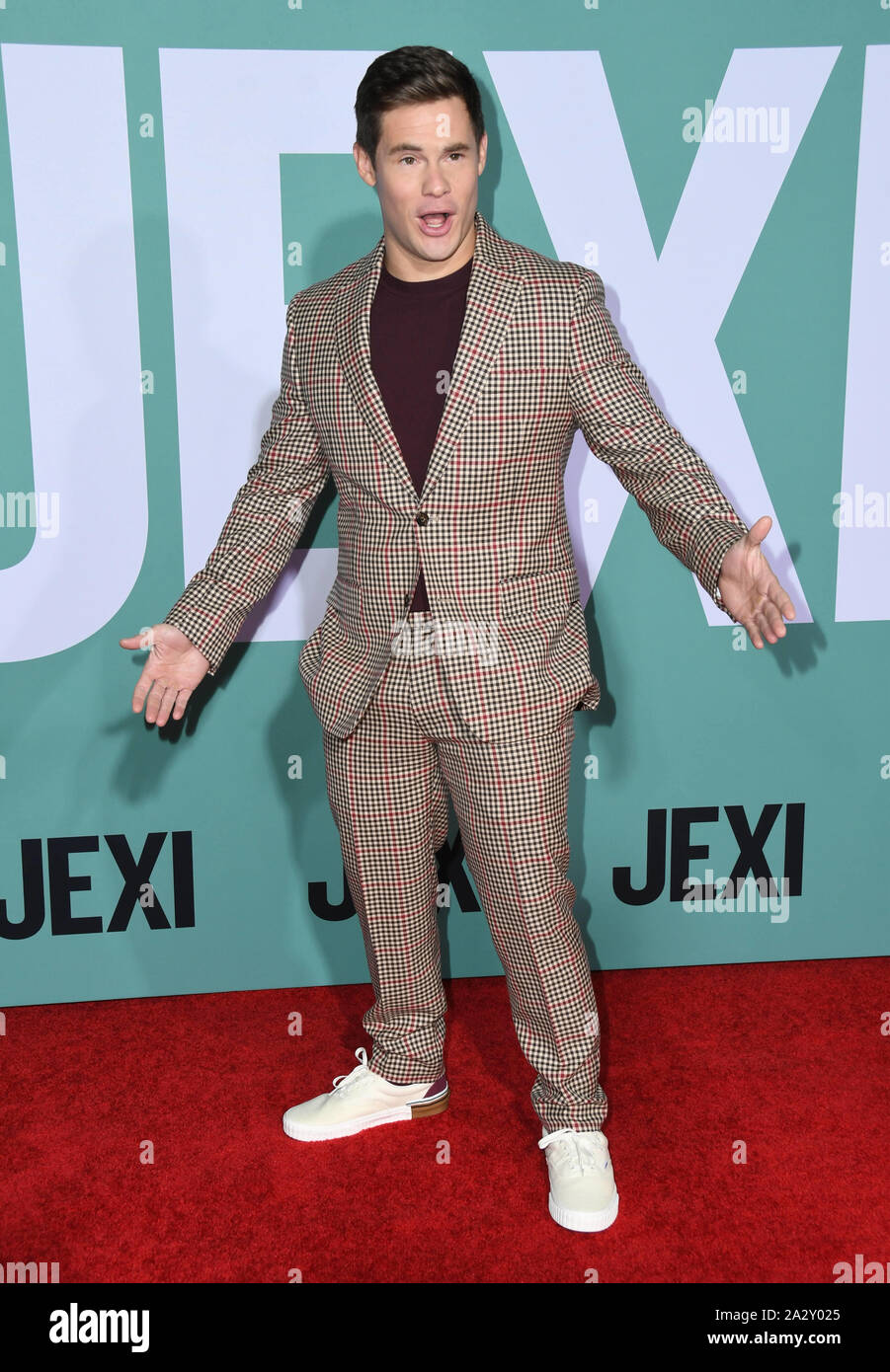 3 ottobre 2019, Westwood, California, USA: 3 ottobre 2019 - Westwood, California - Adam Devine. "Jexi" Los Angeles Premiere tenutasi al Fox Bruin Theater. Credito fotografico: Birdie Thompson/AdMedia Foto Stock