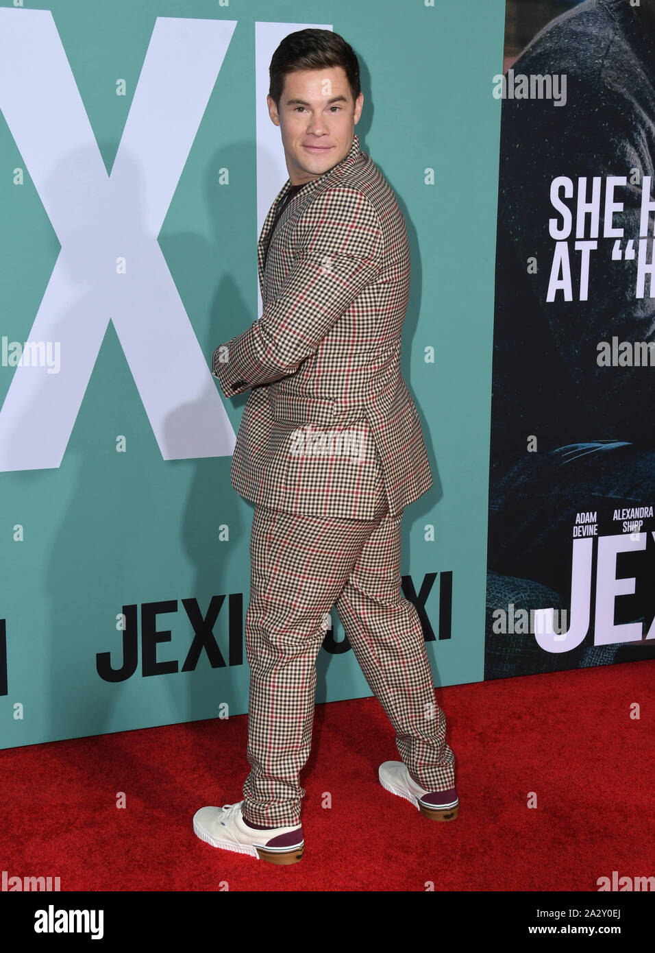 3 ottobre 2019, Westwood, California, USA: 3 ottobre 2019 - Westwood, California - Adam Devine. "Jexi" Los Angeles Premiere tenutasi al Fox Bruin Theater. Credito fotografico: Birdie Thompson/AdMedia Foto Stock