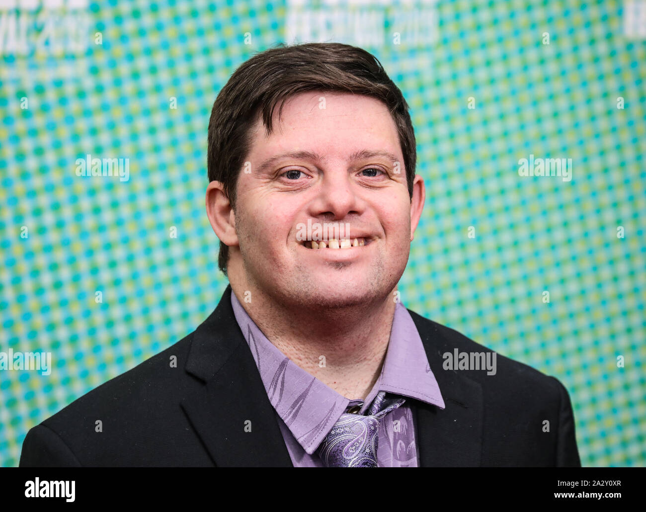 Londra, Regno Unito. 03 ott 2019. Zack Gottsagen assiste la premiere del burro di arachidi Falcon come parte del BFI London Film Festival al Luxe Odeon Leicester Square a Londra. Credito: SOPA Immagini limitata/Alamy Live News Foto Stock