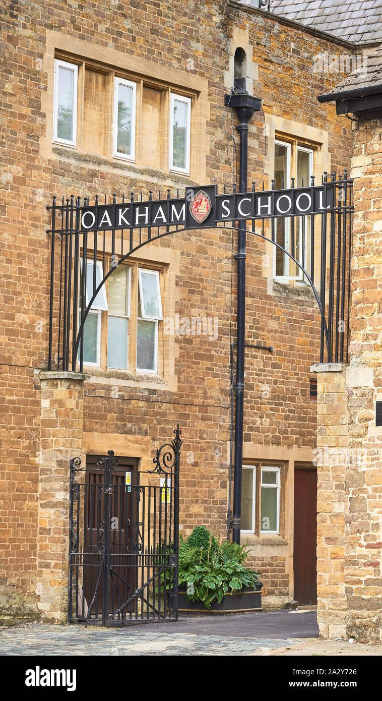 Ingresso per il pubblico (a pagamento, privato) scuola Oakham, Rutland, Inghilterra. Foto Stock