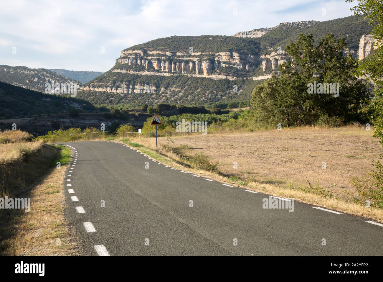 Aperta la strada, Pesquera de Ebro; Burgos; Spagna Foto Stock