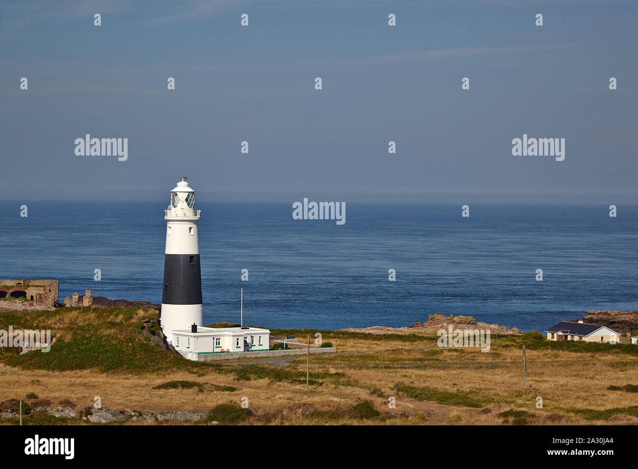 Faro Mannez, Alderney, Isole del Canale Foto Stock
