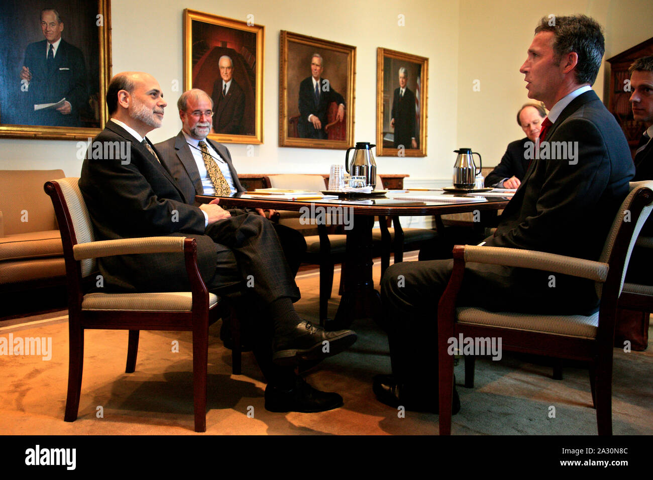 Il primo ministro norvegese Jens Stoltenberg incontra il presidente della Federal Reserve Board, il sig. Ben Bernanke. Foto Stock