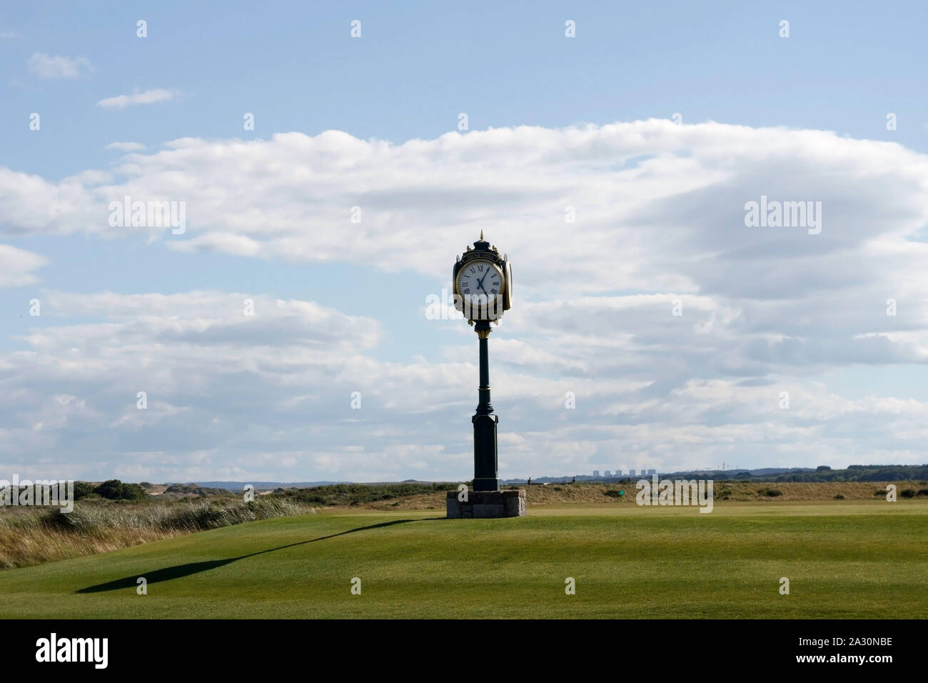 Orologio decorativo presso il Trump International Golf Links a Balmedie, Aberdeenshire, Scozia, Regno Unito Foto Stock