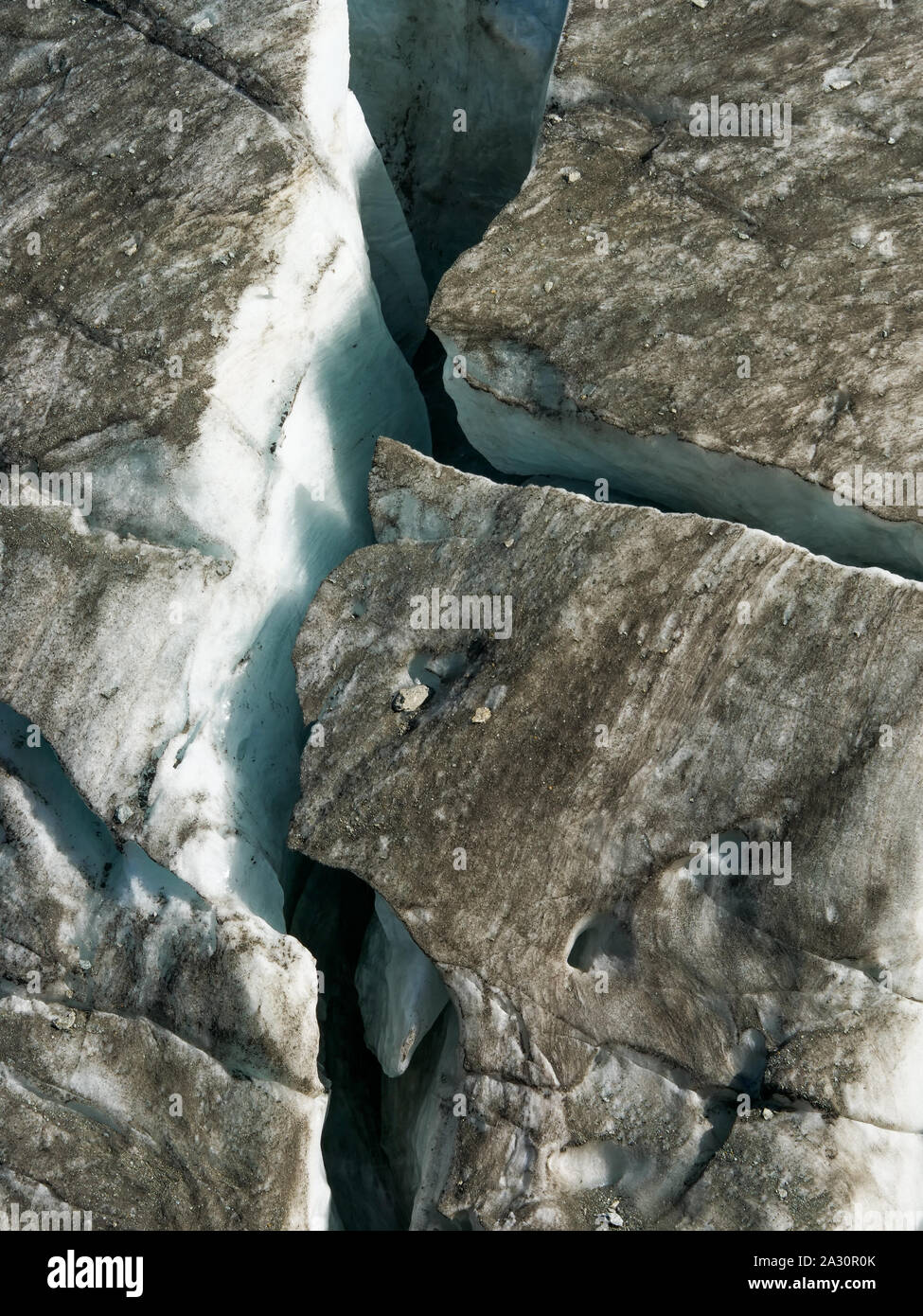 Il ghiaccio crepacci del ghiacciaio di Argentière, Chamonix-Mont-Blanc valley, Alta Savoia, Francia Foto Stock