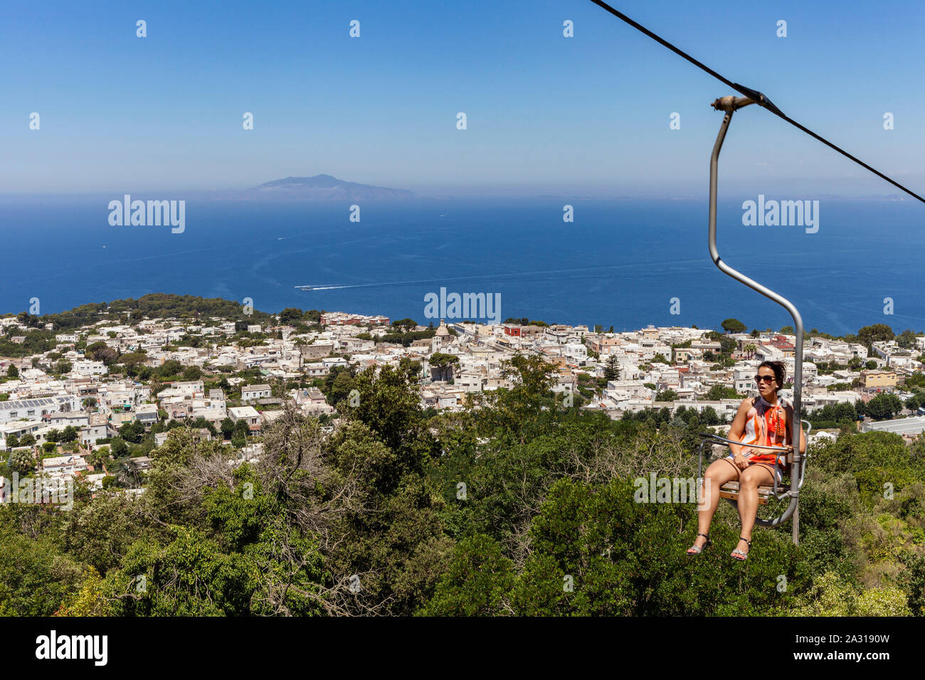 Seggiovia ride al Monte Solaro, Capri Foto Stock