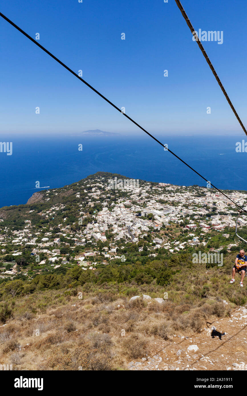 Seggiovia ride al Monte Solaro, Capri Foto Stock
