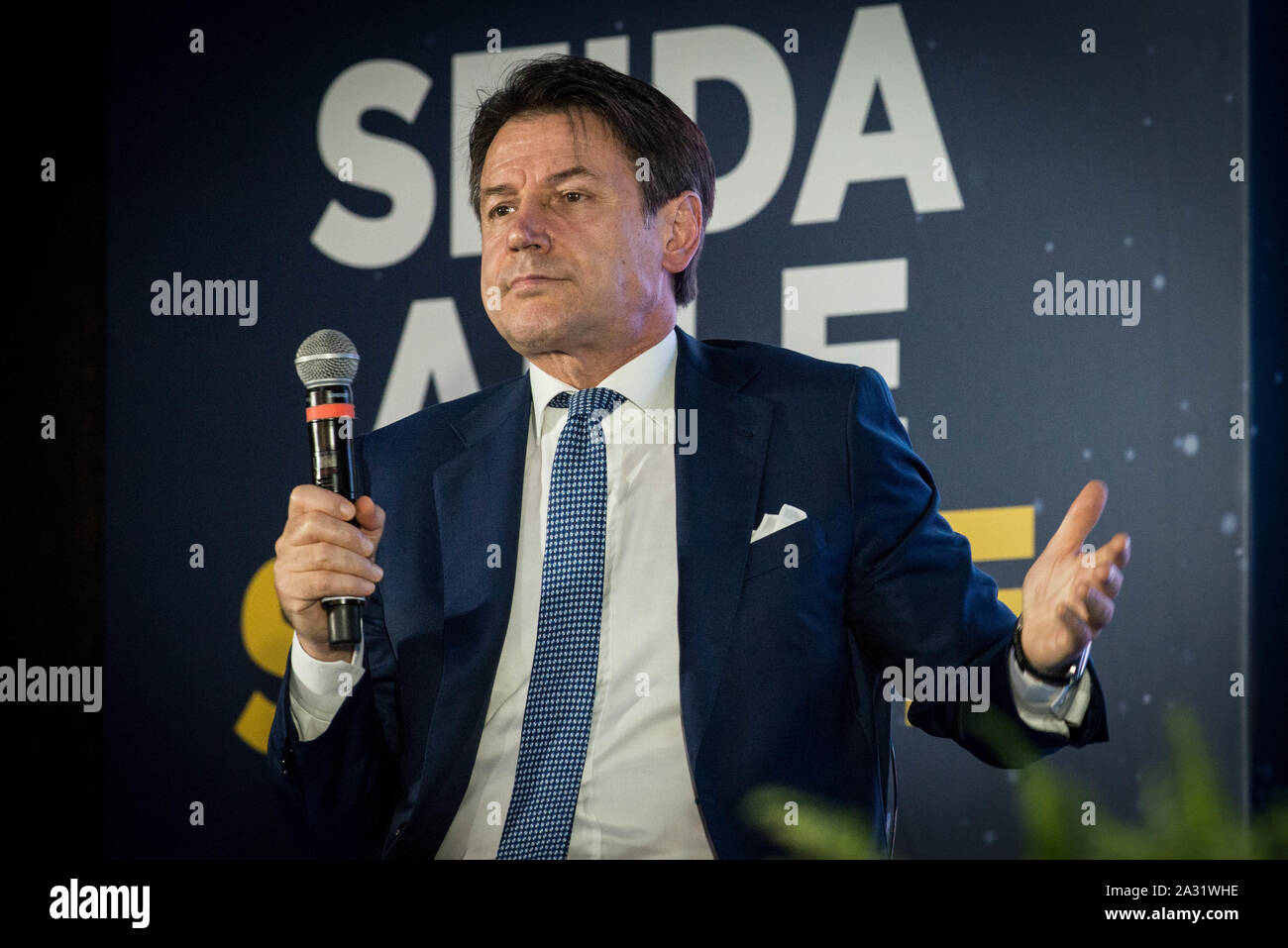 Roma, Italia - Il 21 settembre. Il Premier italiano Giuseppe Conte parla al 'Atreju 19' incontro politico, il Festival della Gioventù di destra Brothe Foto Stock