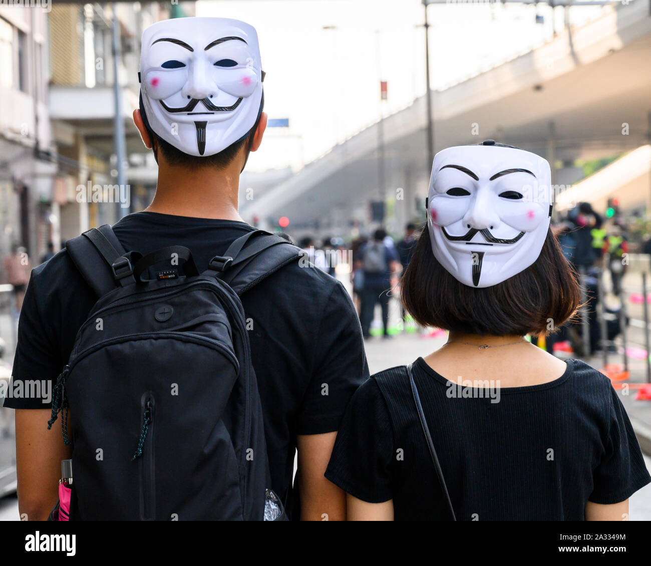 1 ottobre 2019 Hong Kong proteste. Il 1 ottobre migliaia di gente di Hong Kong da tutti i sentieri della vita hanno partecipato ad un non autorizzato di protesta pacifica a piedi da Causeway Bay a Shuen Wan sul isola di Hong Kong. Foto Stock