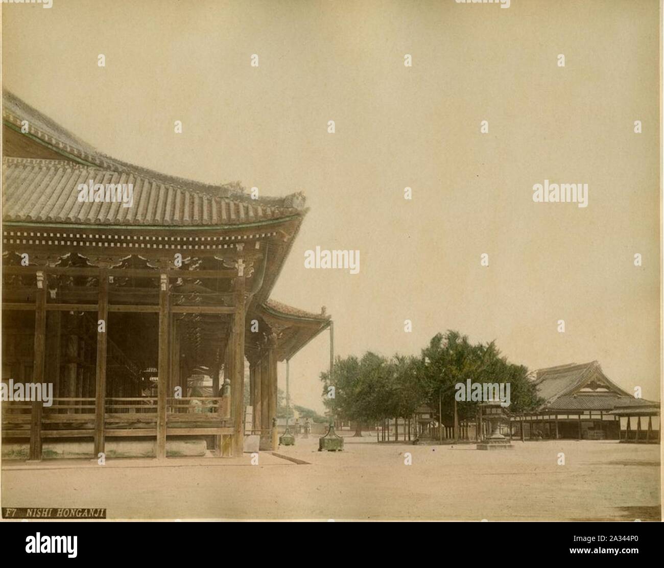 Farsari, Adolfo (1841-1898) - F7 - In alternativa, il Tempio di Nishi Honganji - 1880. Foto Stock