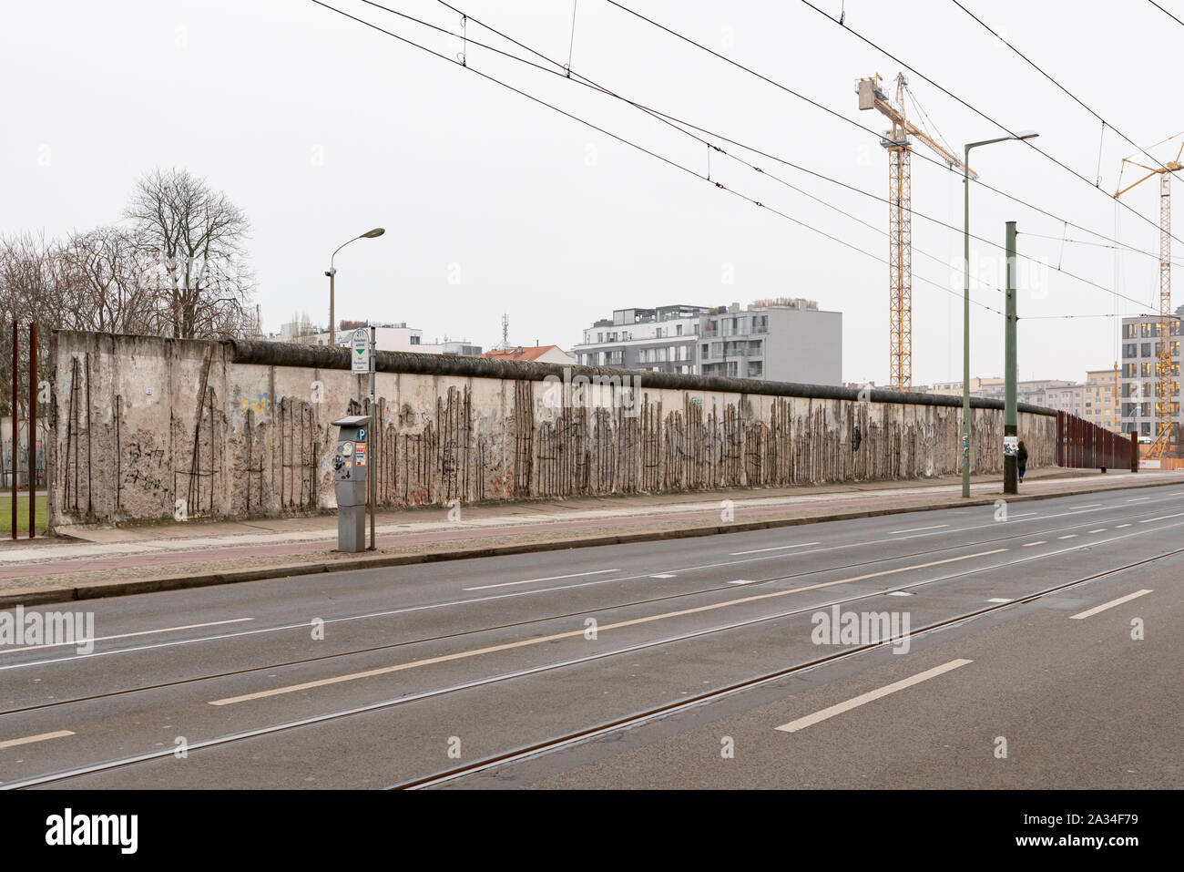 Memoriale del Muro di Berlino a Bernauer Strasse, Berlino, Germania (noto come Gedenkstätte Berliner Mauer in tedesco) Foto Stock