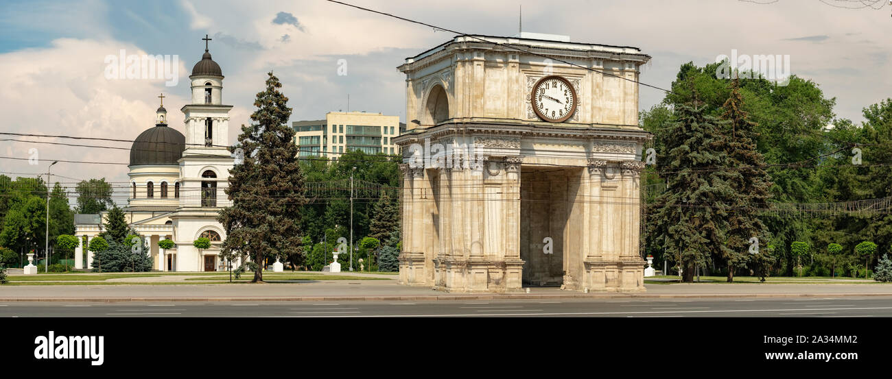 L'arco trionfale a Chisinau, in Moldavia Foto Stock