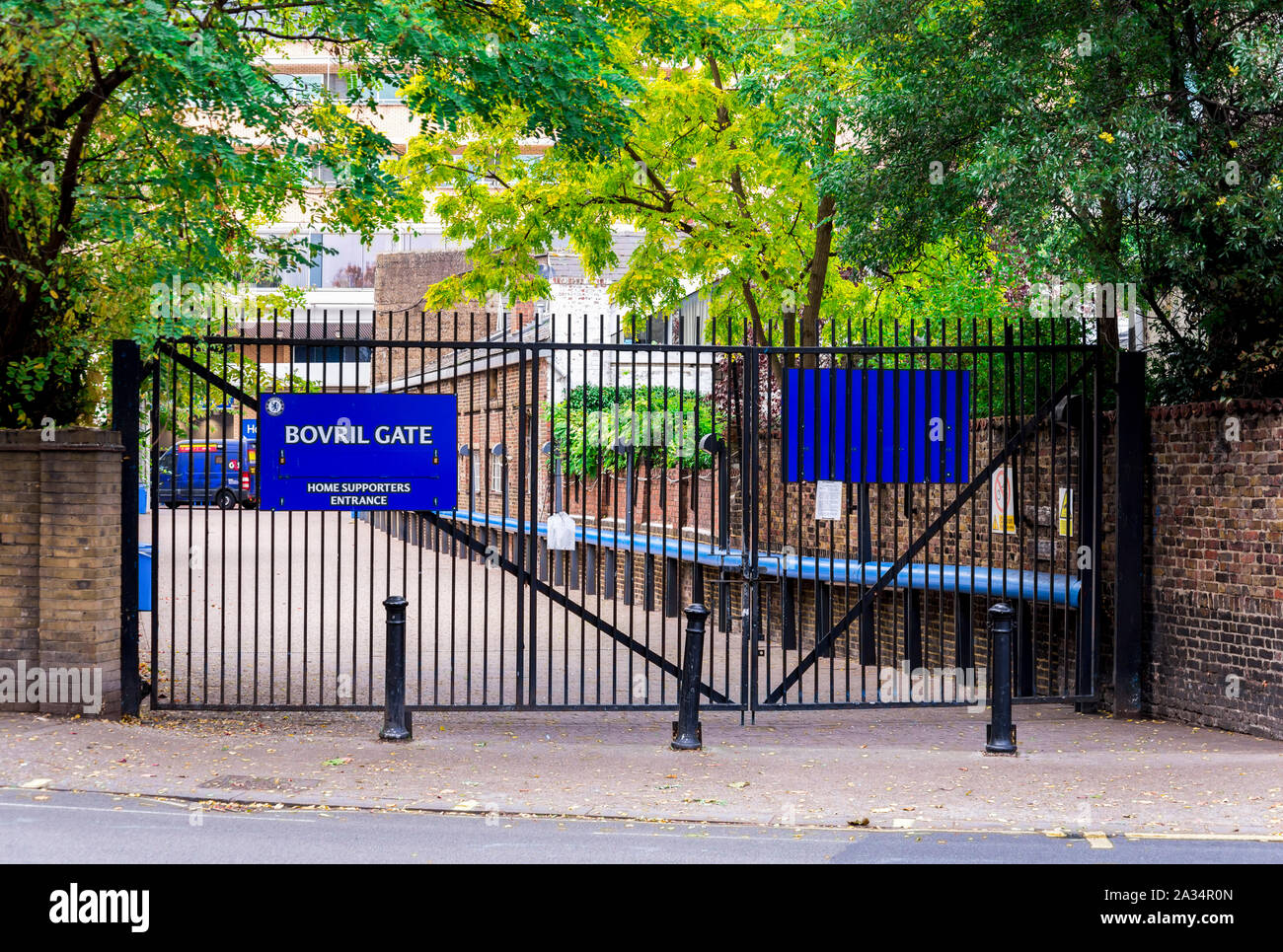 Bovril porta d'ingresso per il Chelsea Football Club home sostenitori, Londra, Inghilterra Foto Stock