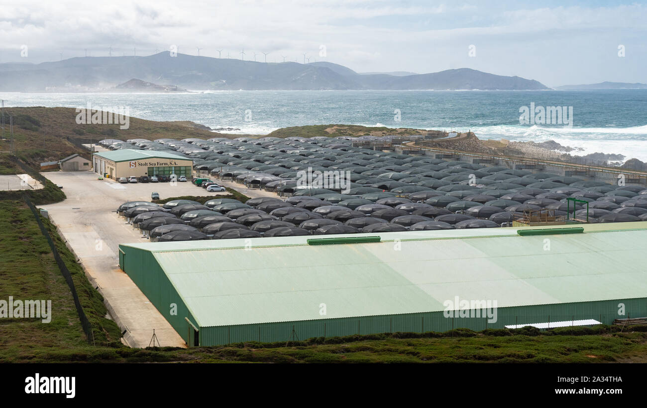 Stolt Sea Farm - una terra base fattoria di pesce a Cabo Vilan, Camarinas, Galizia, Spagna Foto Stock