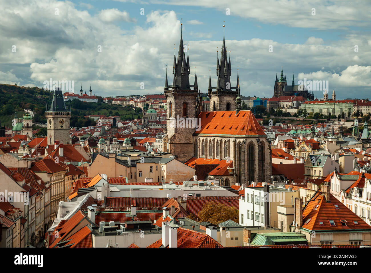 Panorama di Praga Città Vecchia in Cechia. Hradcany nella distanza. Foto Stock