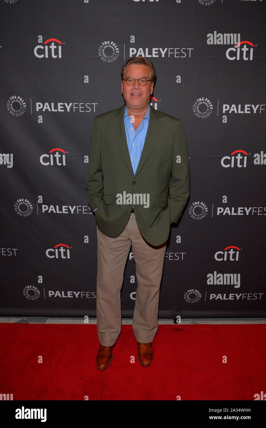 NEW YORK, NY - OTTOBRE 04: Aaron Sorkin assiste il PaleyFest New York apertura notturna presenta - "L'ala ad ovest" - Uno sguardo indietro con Aaron Sorkin presso il Foto Stock