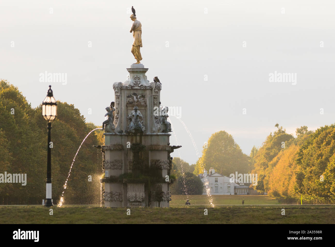 La Fontana Diana in Bushy Park. Londra, Regno Unito. Foto Stock