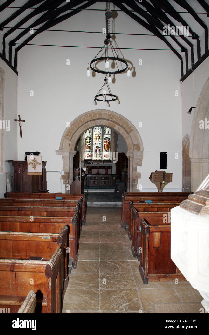 Chiesa di San Lorenzo, Barton sulla brughiera, Warwickshire, vista interna Foto Stock