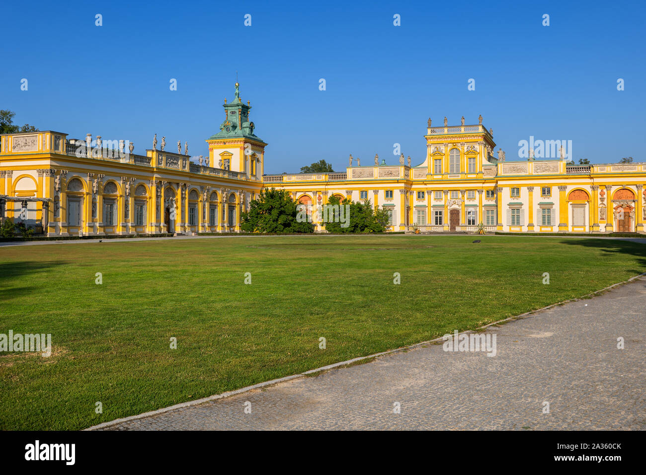 Varsavia, Polonia - 27 agosto 2019: Wilanow Palace (Polacco: Palac w Wilanowie), Barocco la residenza reale di re Giovanni III Sobieski, xvii secolo città lan Foto Stock