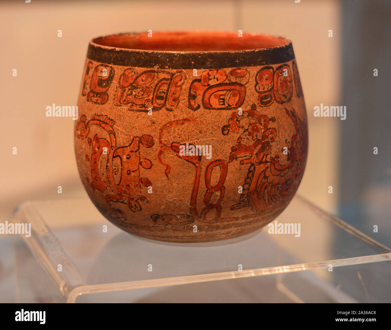 Ceramica vaso maya del tardo periodo classico. 600 - 900 D.C. Yucatan. Foto Stock