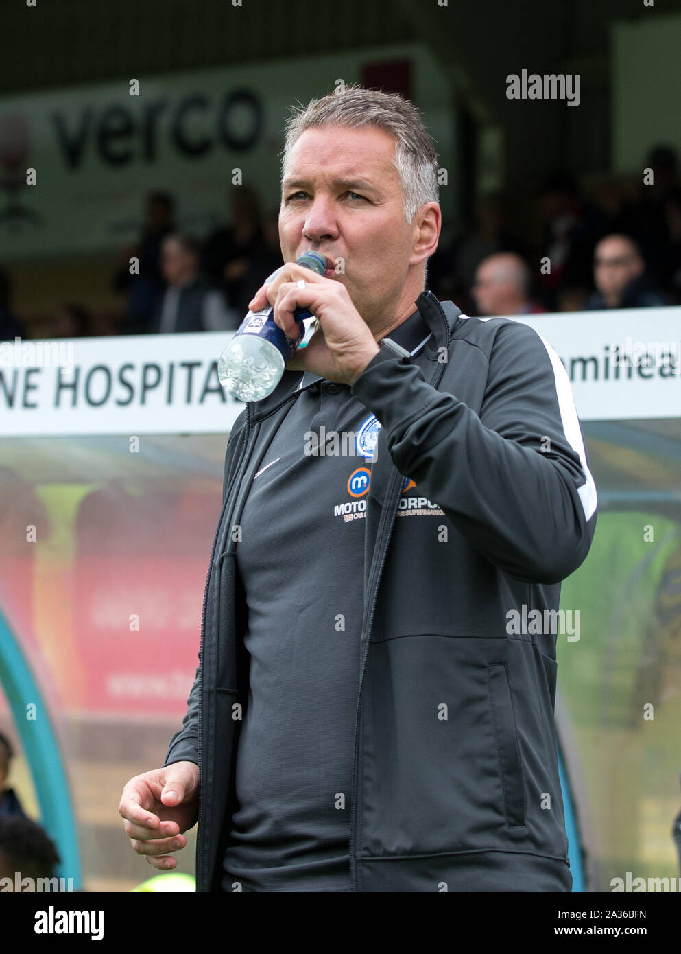 High Wycombe, Regno Unito. 05 ott 2019. Peterborough Regno manager Darren Ferguson durante la scommessa del Cielo lega 1 corrispondenza tra Wycombe Wanderers e Peterborough presso Adams Park, High Wycombe, in Inghilterra il 5 ottobre 2019. Foto di Andy Rowland. Credito: prime immagini multimediali/Alamy Live News Foto Stock