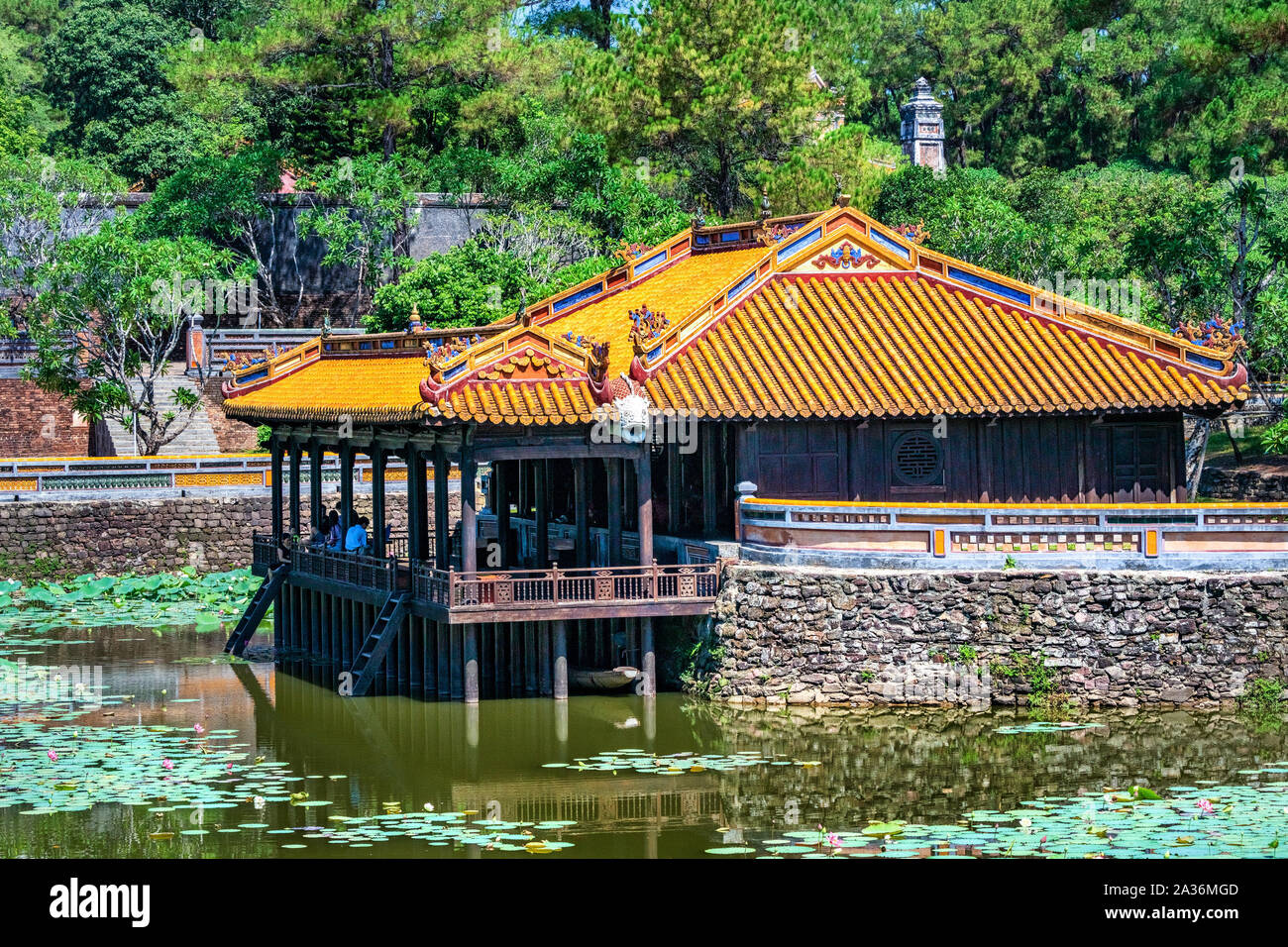 Luu Khiem lago in Vietnam antica Tu Duc tomba reale vicino a tonalità, Vietnam. Un sito Patrimonio Mondiale dell'Unesco. Foto Stock