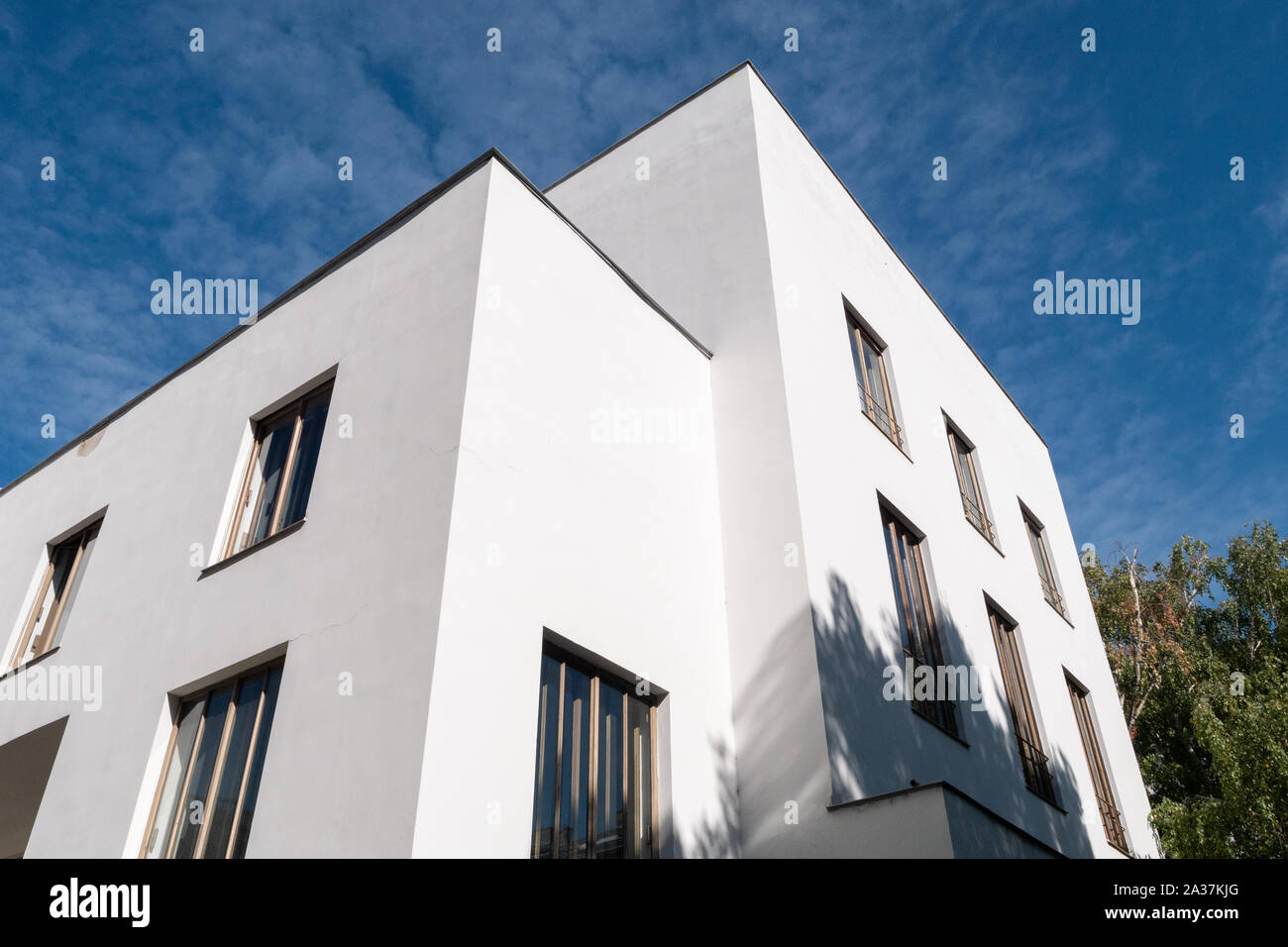 Vienna, Austria - 29 Settembre 2019: Casa Wittgenstein facciata a Vienna, in Austria, l'Europa. Un modernista town house progettata nel 1928 da filosofo Ludw Foto Stock