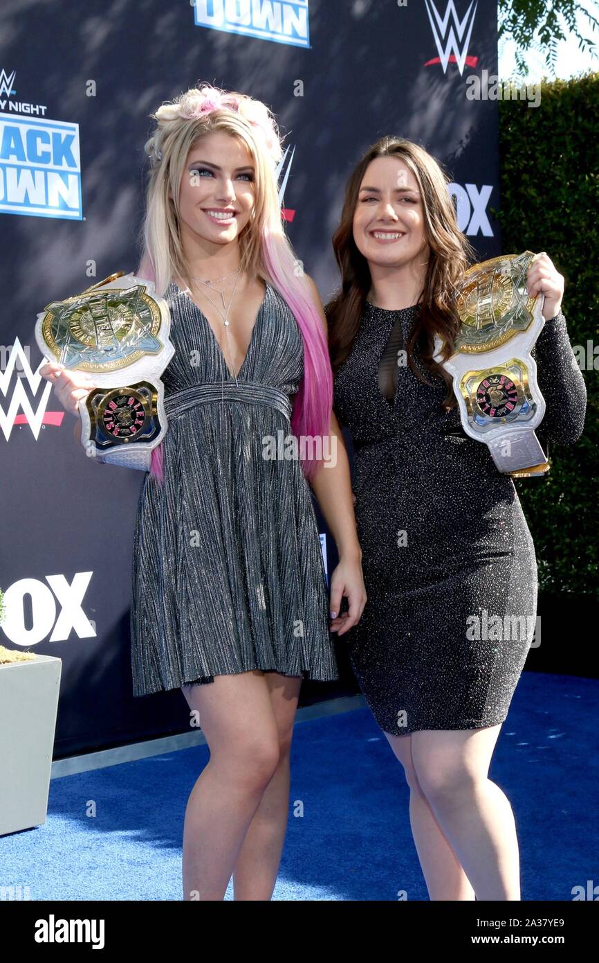 Alexa Bliss, ospite presso gli arrivi per WWE ventesimo anniversario di SmackDown Premiere, STAPLES Center di Los Angeles, CA Ottobre 4, 2019. Foto di: Priscilla concedere/Everett Collection Foto Stock